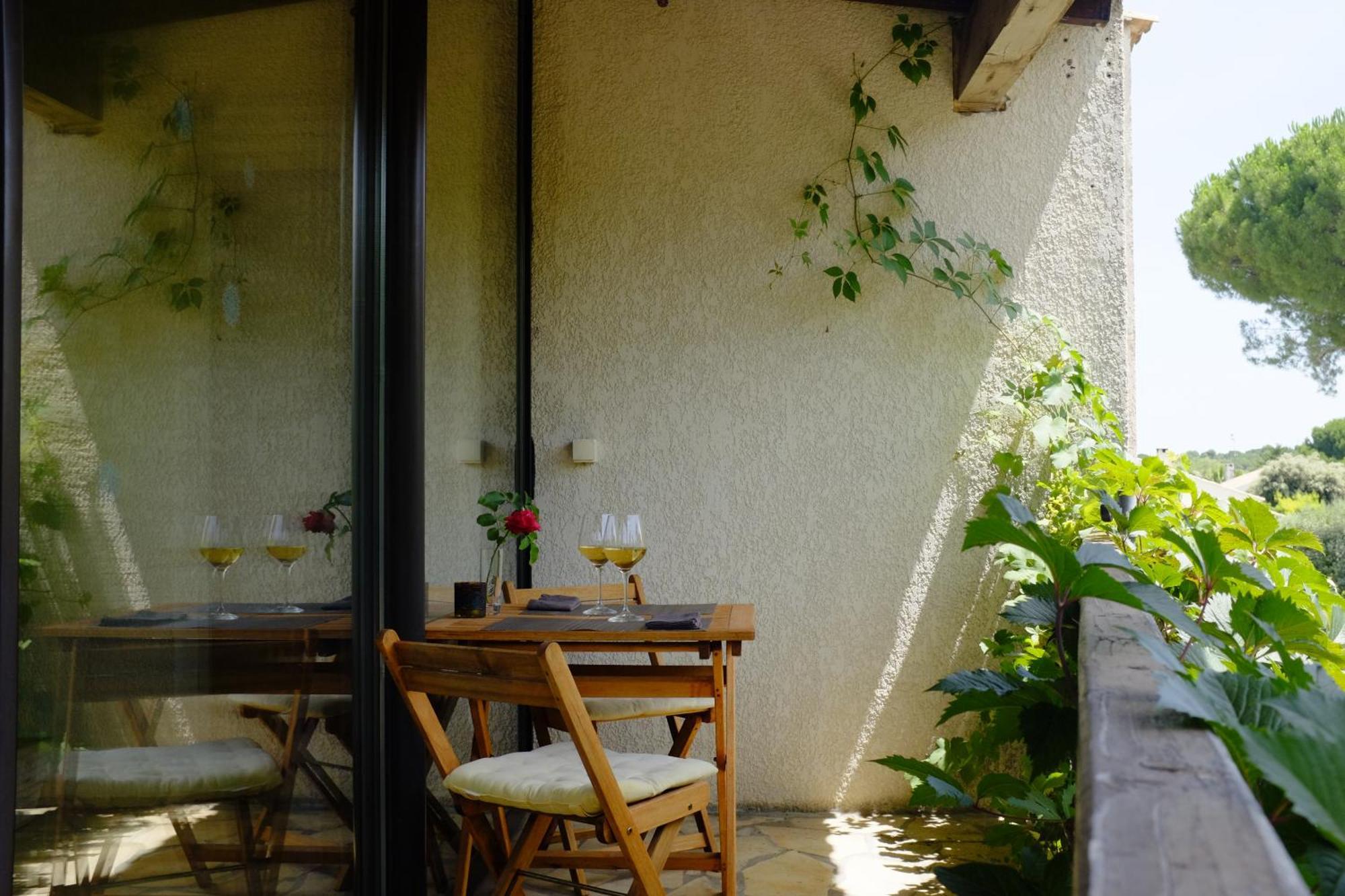 Chambre, Terrasse Et Piscine De L'Impasse Du Pressoir Le Cres Bagian luar foto